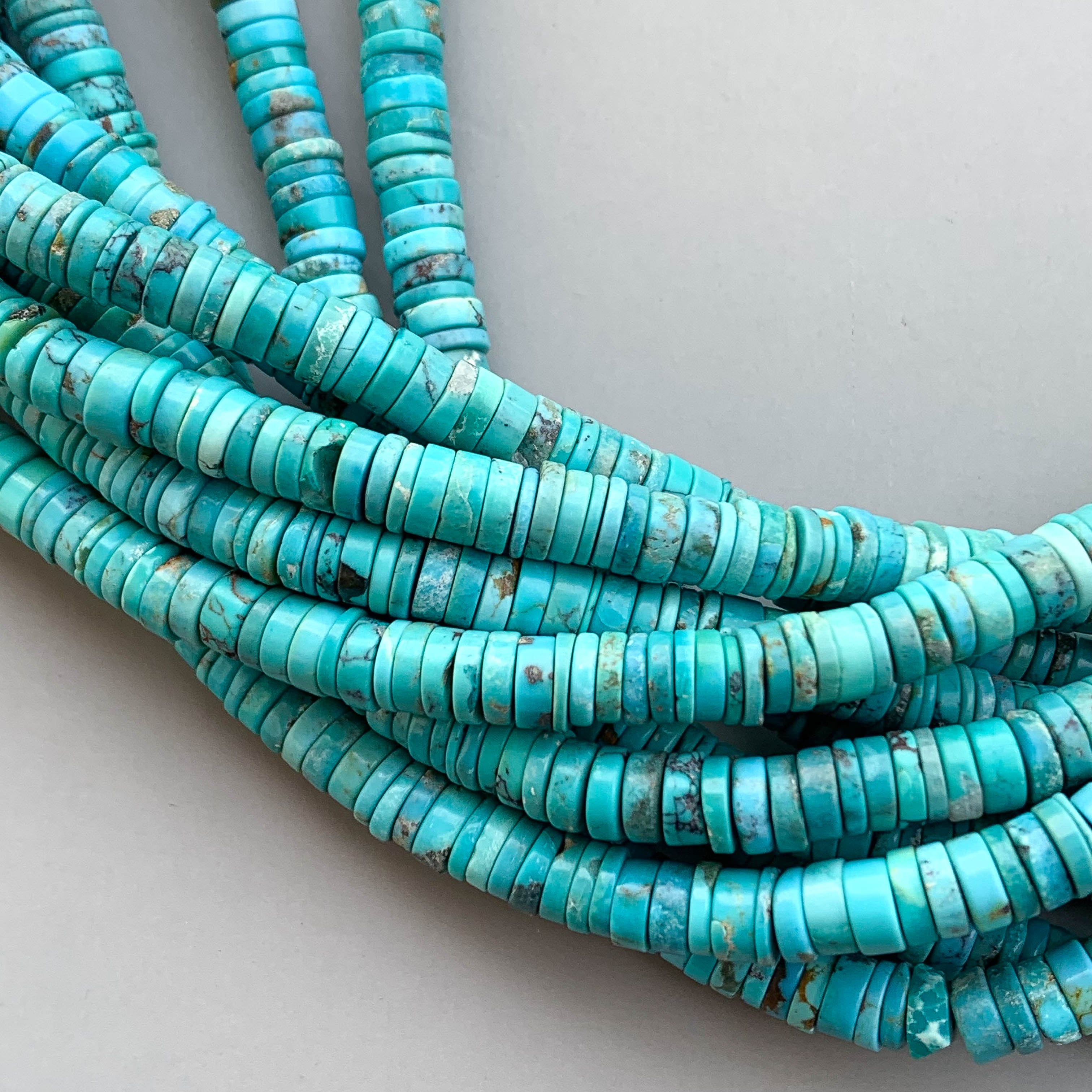 Natural Arizona Turquoise Smooth Heishi Tyre Beads 5-5.5mm – 18″ Tyre Shape Gemstone Beads Strand